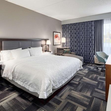 Hampton Inn Louisville Northeast Exterior foto
