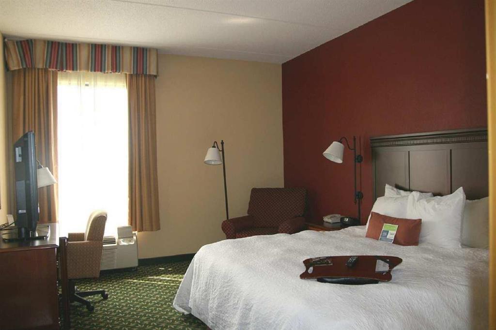 Hampton Inn Louisville Northeast Zimmer foto