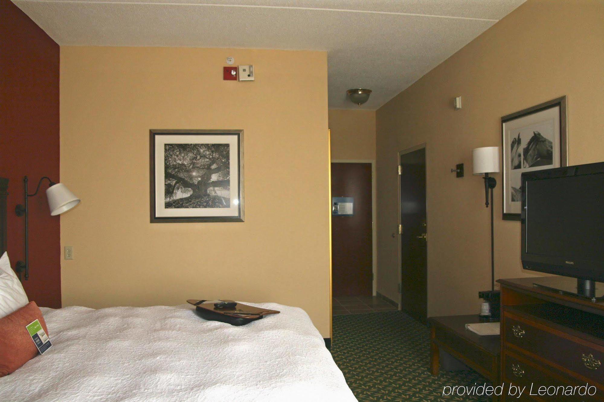 Hampton Inn Louisville Northeast Zimmer foto